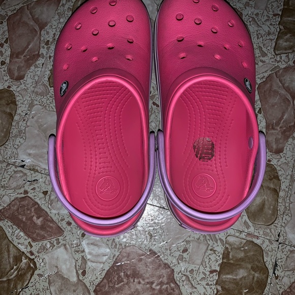Pink crocs - Picture 6 of 7